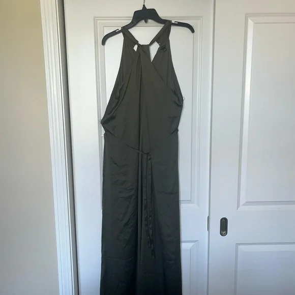 Ann Taylor - Size 12 halter maxi silky dress. In a eucalyptus green.NWT. - Picture 5 of 11